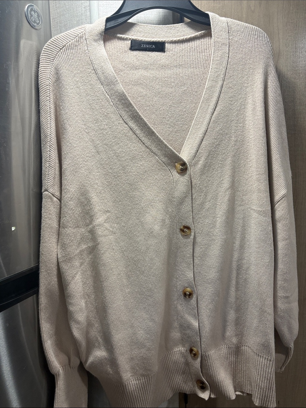 Zesica Women's Cream V-Neck Button Cardigan